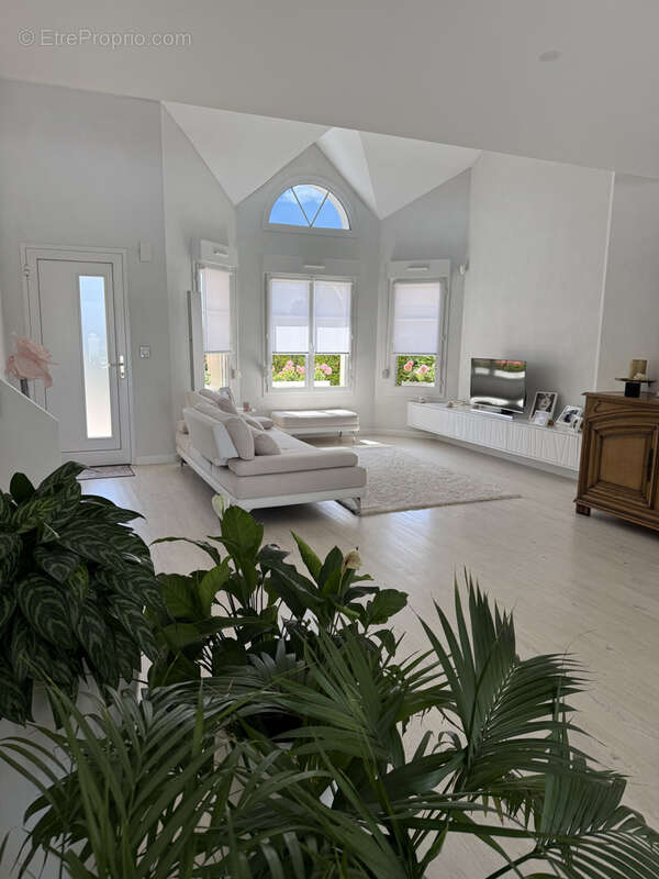 Maison Lumineuse de 135 M2 à Servigny-lès-sainte-barbe - photo 7