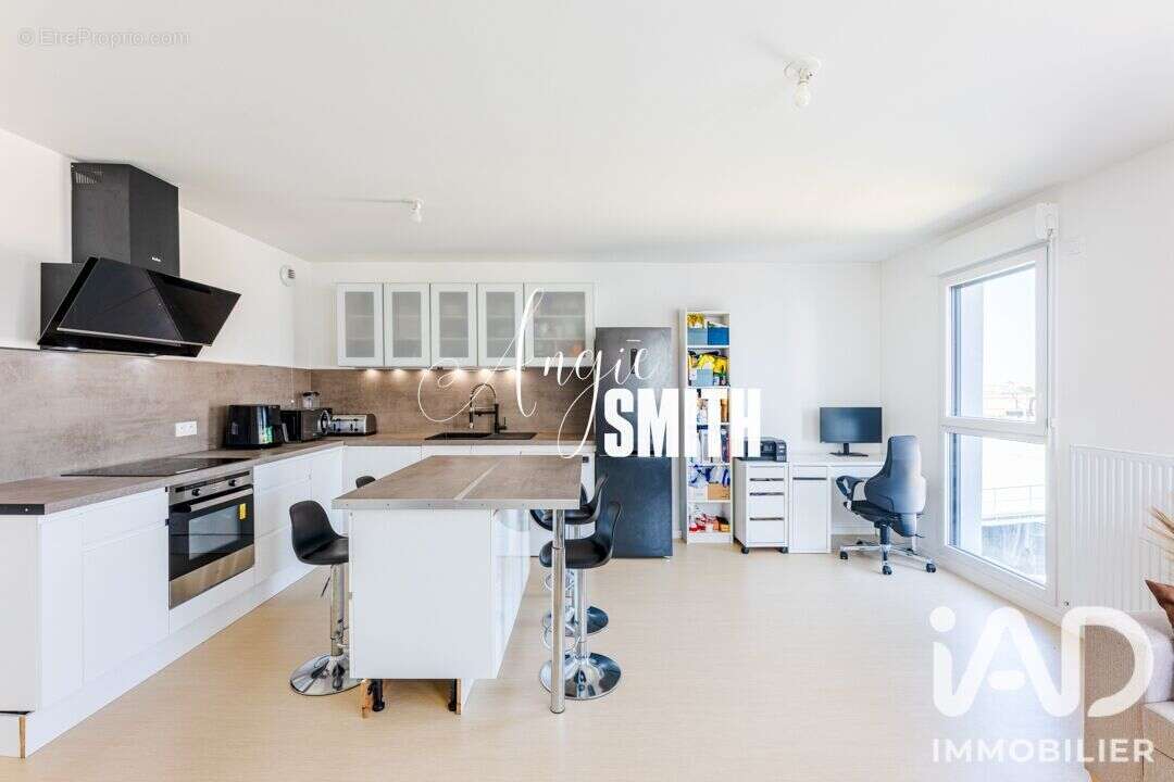 Photo 4 - Appartement à CERGY