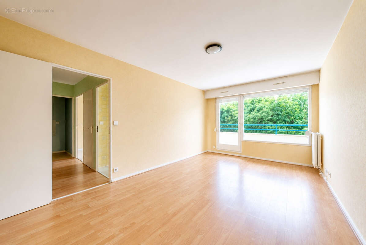 Appartement à SAINT-JACQUES-DE-LA-LANDE
