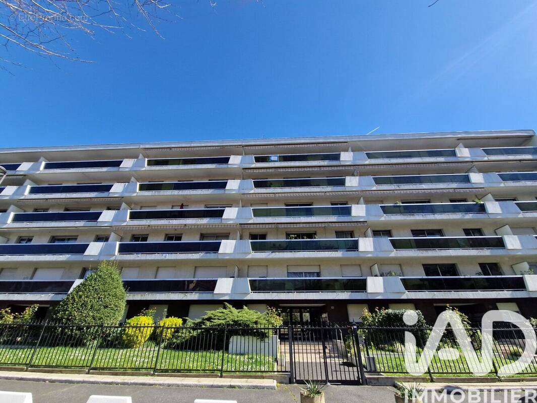 Photo 1 - Appartement à LE BOURGET