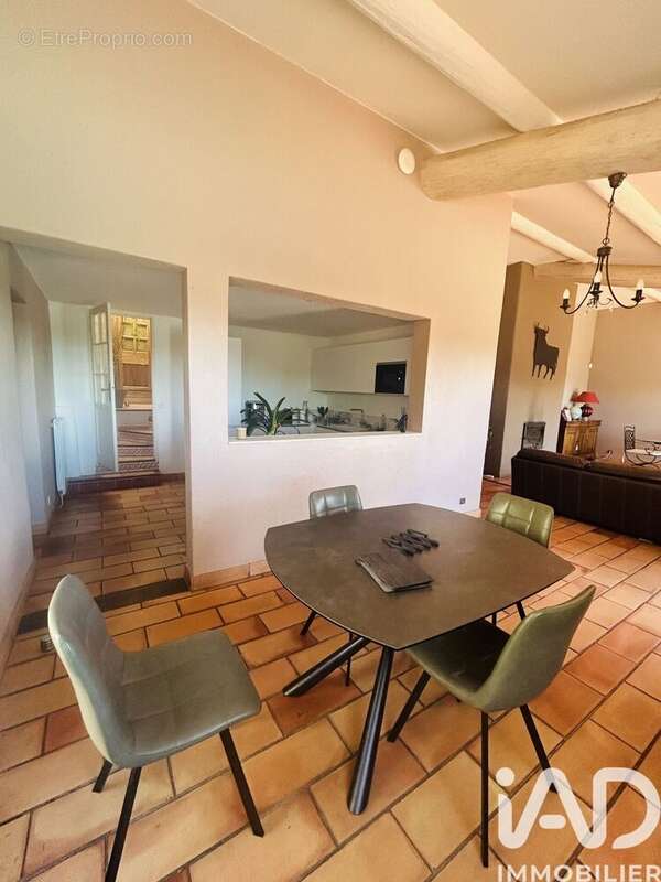 Photo 8 - Maison à SALON-DE-PROVENCE