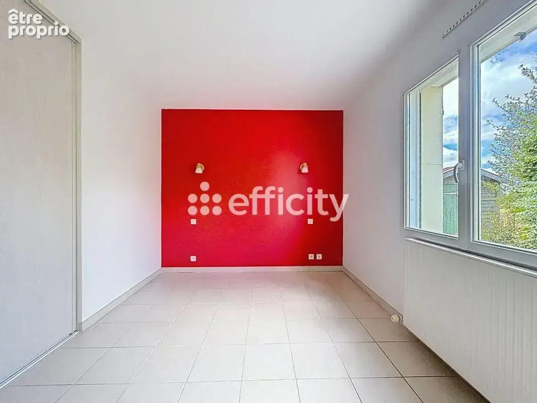 Maison 172 m² à La Seguiniere  - photo 6