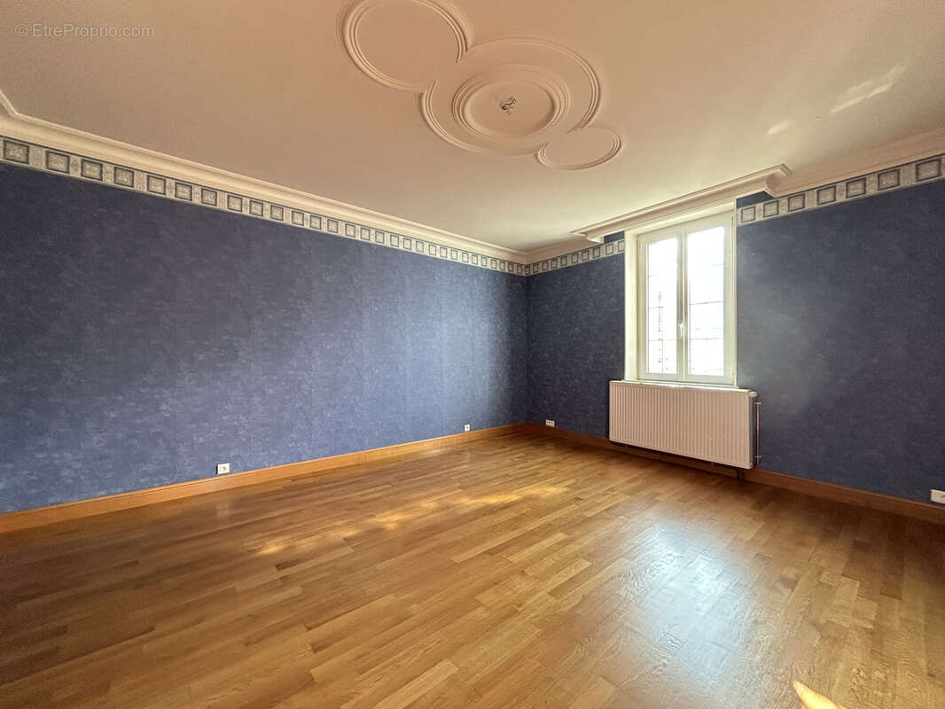 Maison à PIERRE-LA-TREICHE