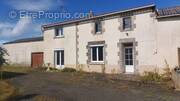 Maison à MAULEON