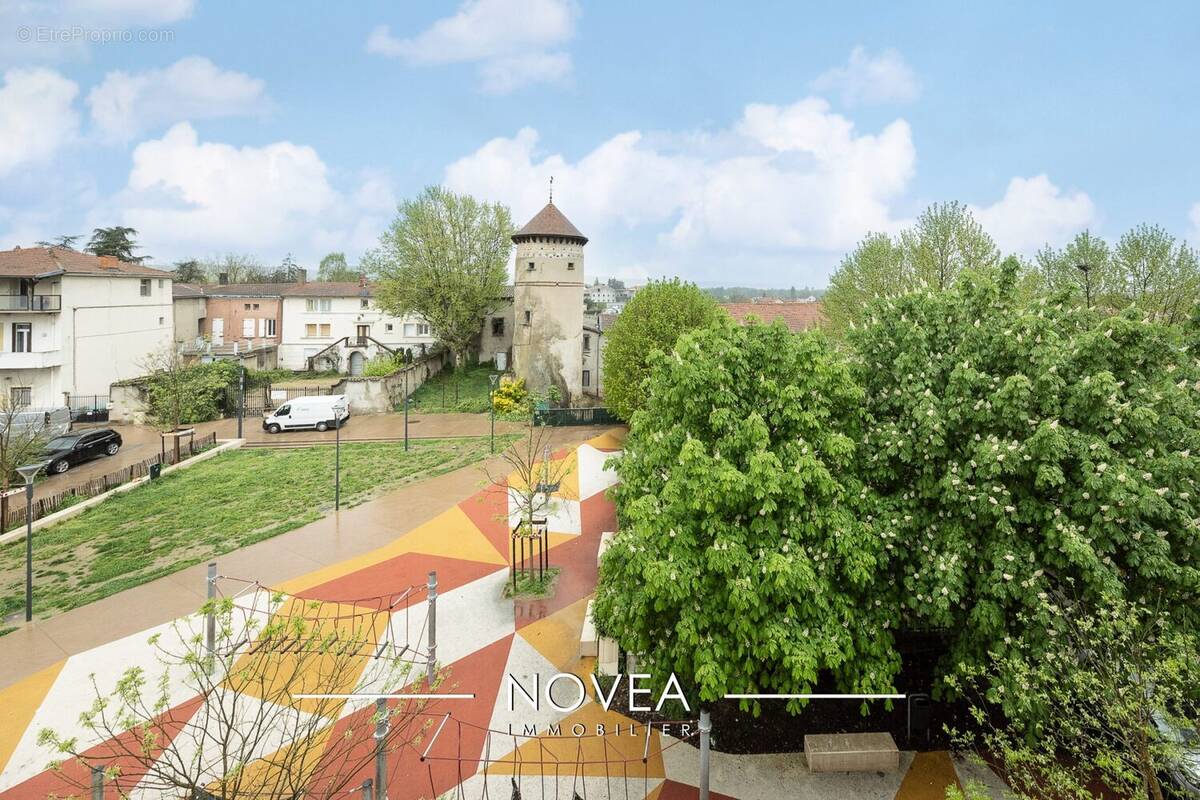 Appartement à VAULX-EN-VELIN