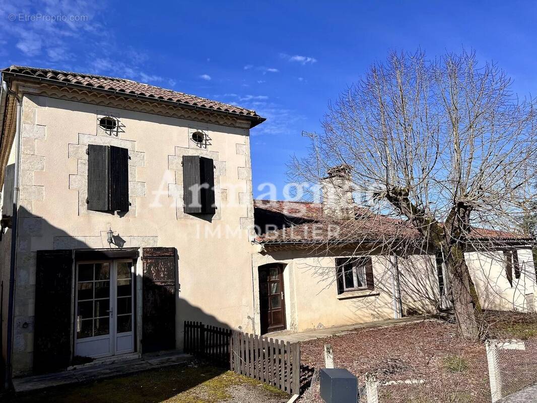 Maison à MOUREDE