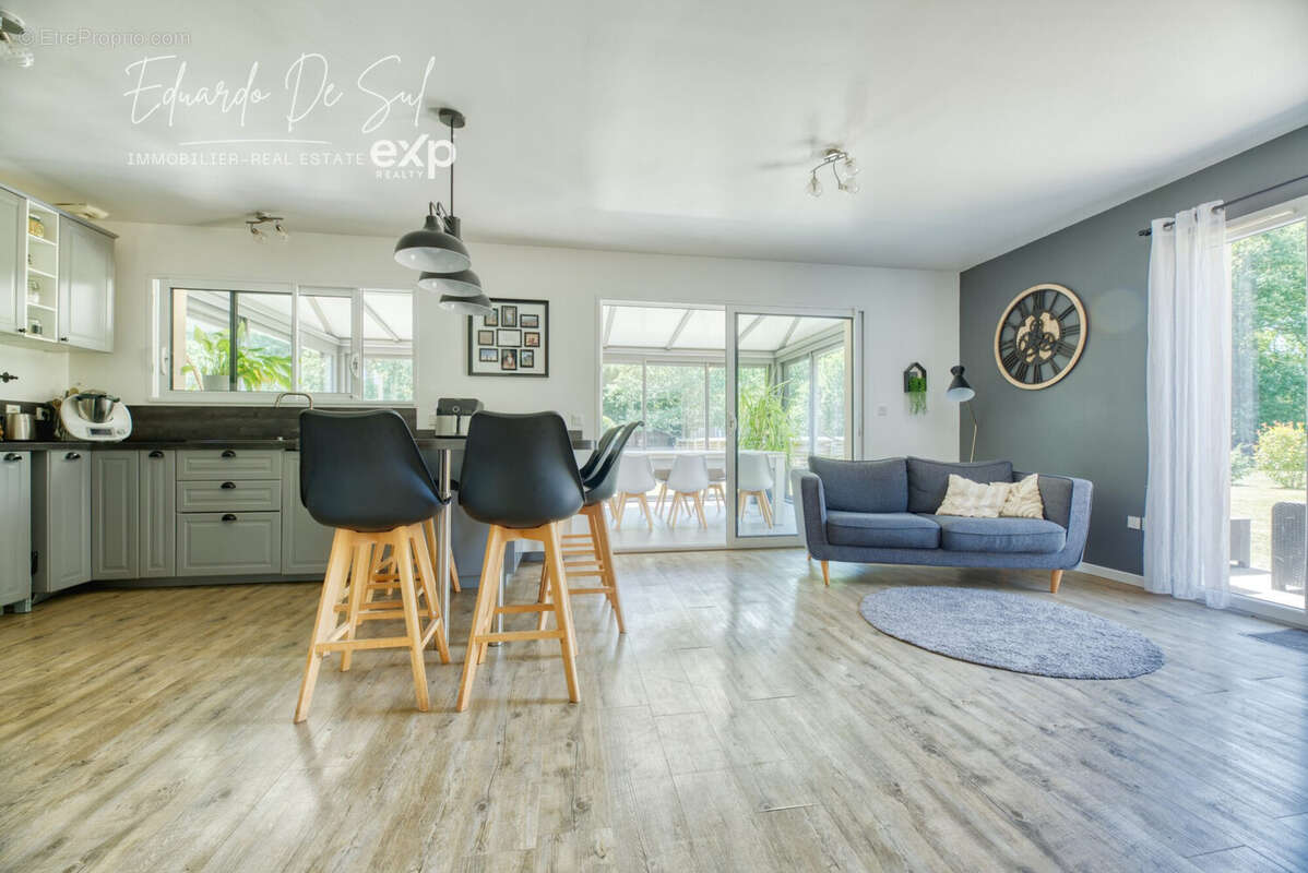 Maison 125 m² à Pessac  - photo 4