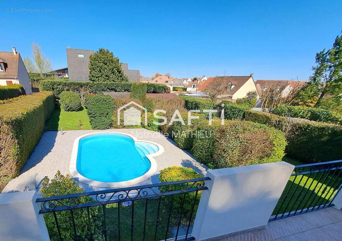 Photo 2 - Maison à MAGNY-LE-HONGRE