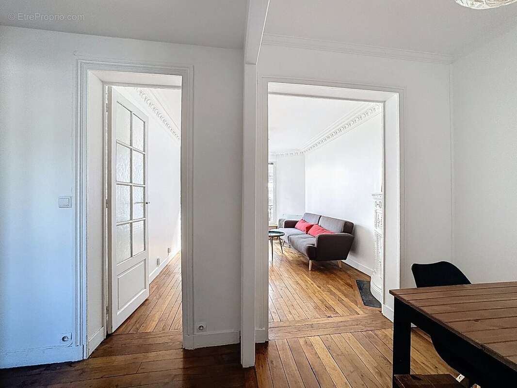 Appartement à PARIS-18E