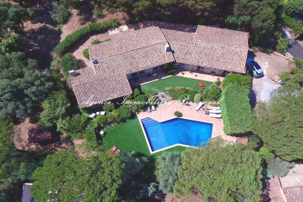 Maison 167 m² à Sainte-Maxime  - photo 2
