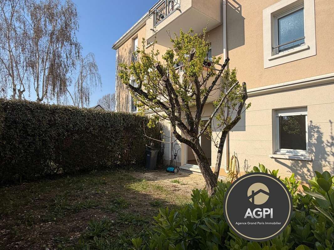 Appartement à SAINT-REMY-LES-CHEVREUSE