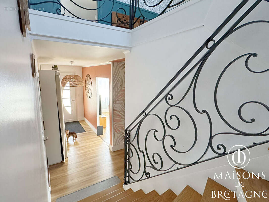 Maison à QUIMPERLE