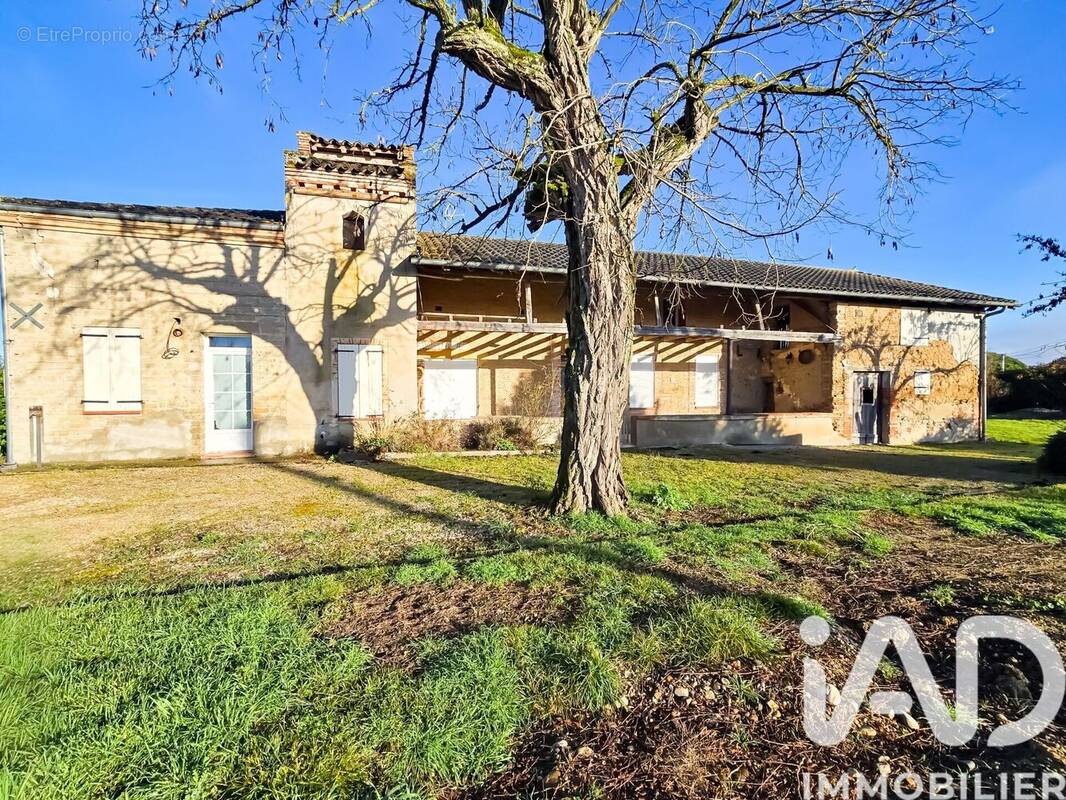 Photo 1 - Maison à MONTBARTIER