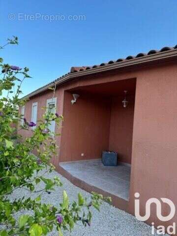 Photo 2 - Maison à CUERS