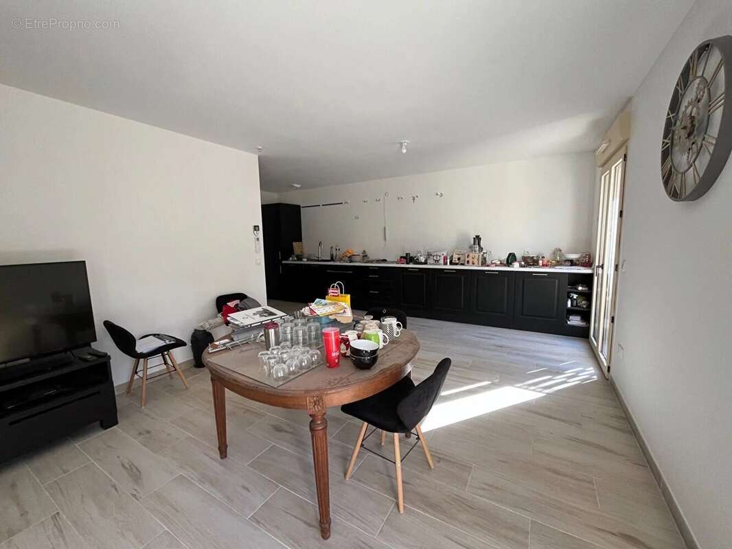 Maison à MONDONVILLE-SAINT-JEAN