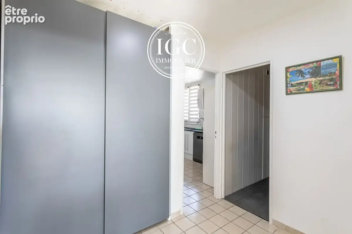 A vendre appartement type 4 vitrolles centre ville - photo 14