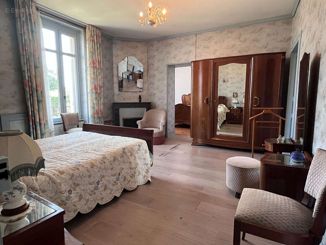 Maison à SOUPROSSE