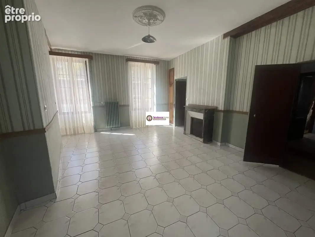 Maison 6 pièces 115 m² à vendre à Mortagne-Au-Perche (61400) - photo 2