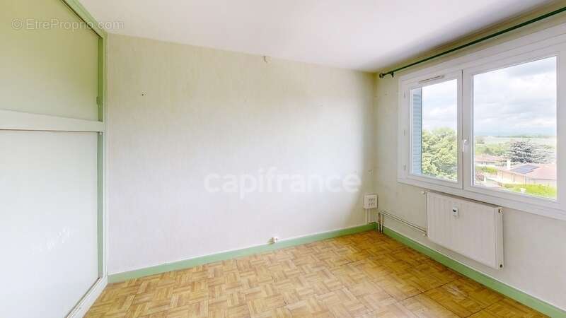 Appartement à RILLIEUX-LA-PAPE