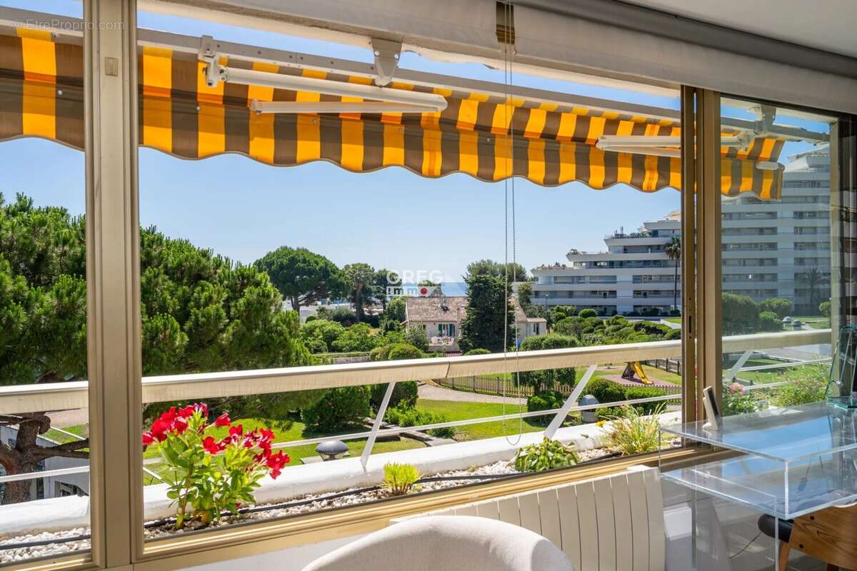 Appartement à VILLENEUVE-LOUBET