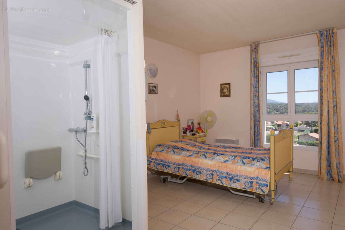 Appartement à ROQUEFORT-LA-BEDOULE