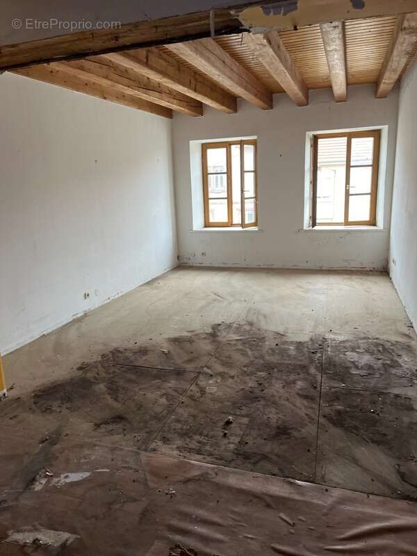Appartement à AVRICOURT