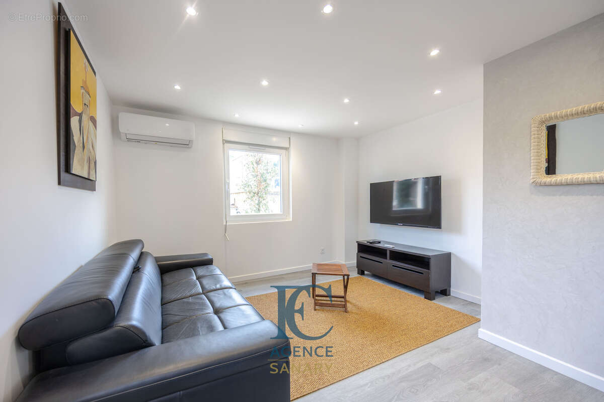 Appartement à SANARY-SUR-MER