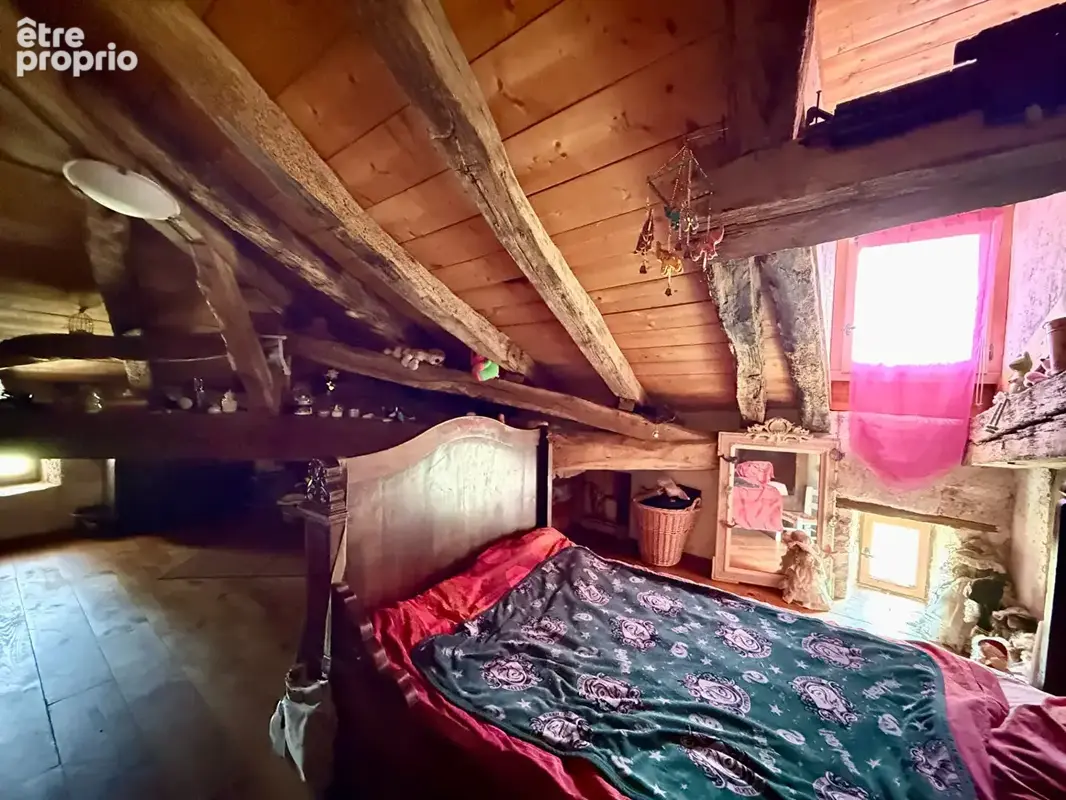 Propriété de charme en pleine nature 2 maisons en pierre et dépendances - photo 11