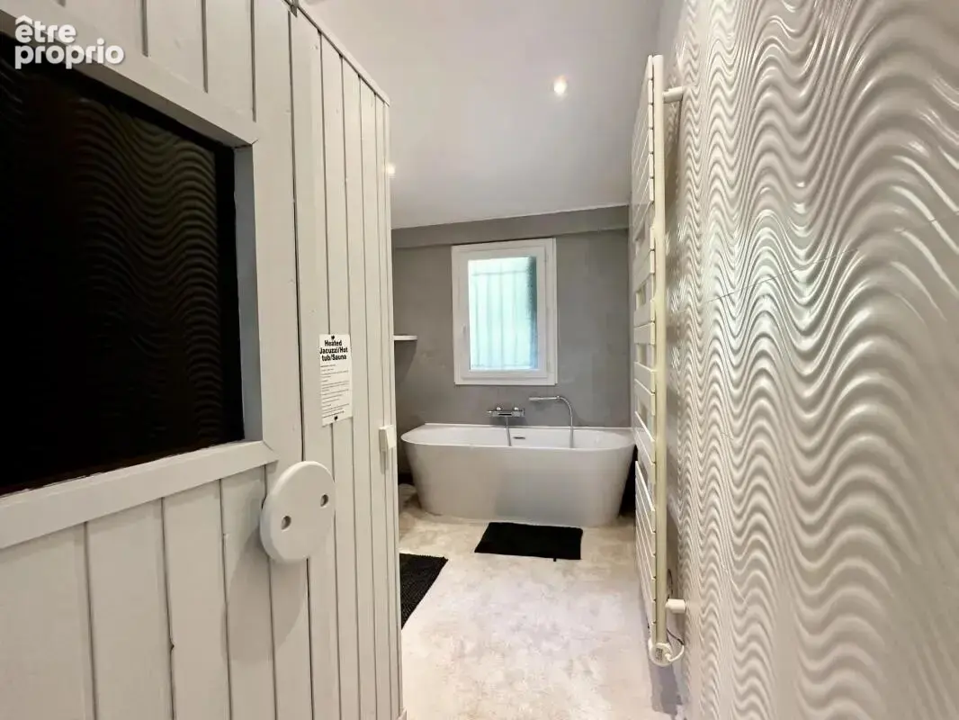 Villa de charme de 170 M2 dans quartier résidentiel aux Angl - photo 8