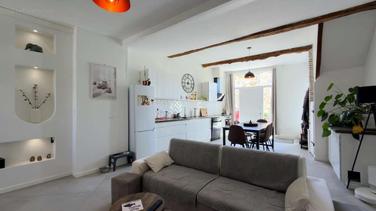 Maison 100 m² à Montauriol  - photo 7