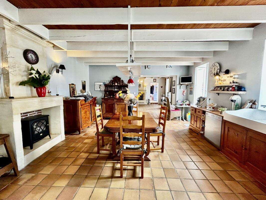 Maison à SAINT-AGNANT