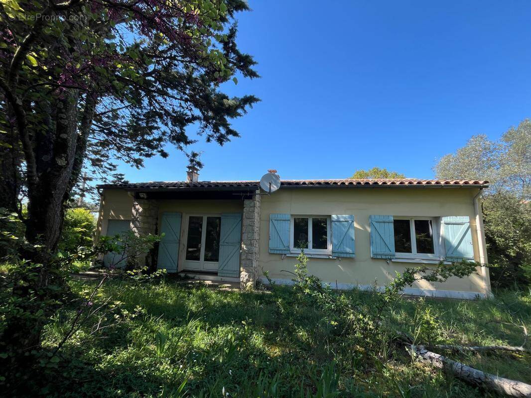 Maison à VAISON-LA-ROMAINE