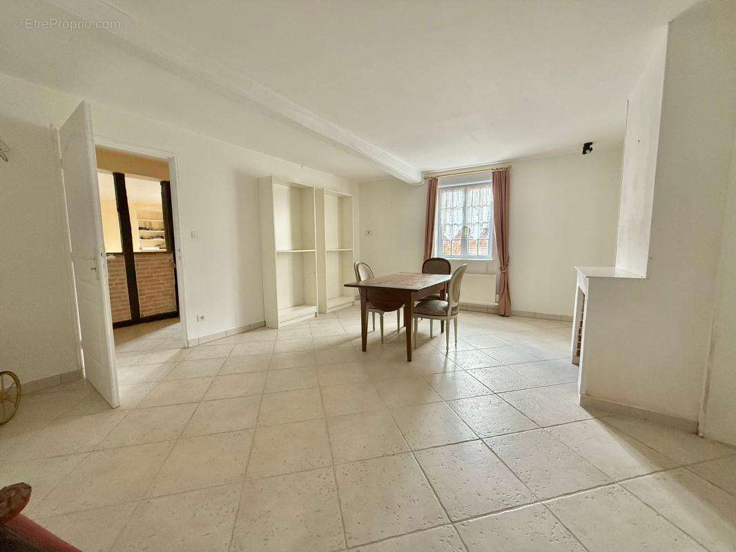 LONGERE DE CARACTERE de 500m² , 5000m² de terrain - photo 30