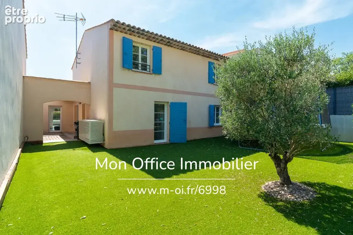 Référence : 6998-les. - villa moderne à 1 min de la plage avec piscine et garage à grimaud - photo 4