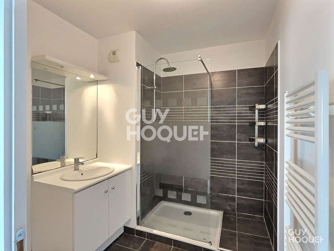 Appartement à VAULX-EN-VELIN