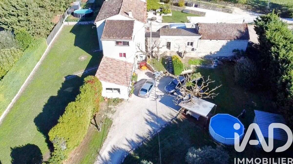 Photo 2 - Maison à LORIOL-DU-COMTAT