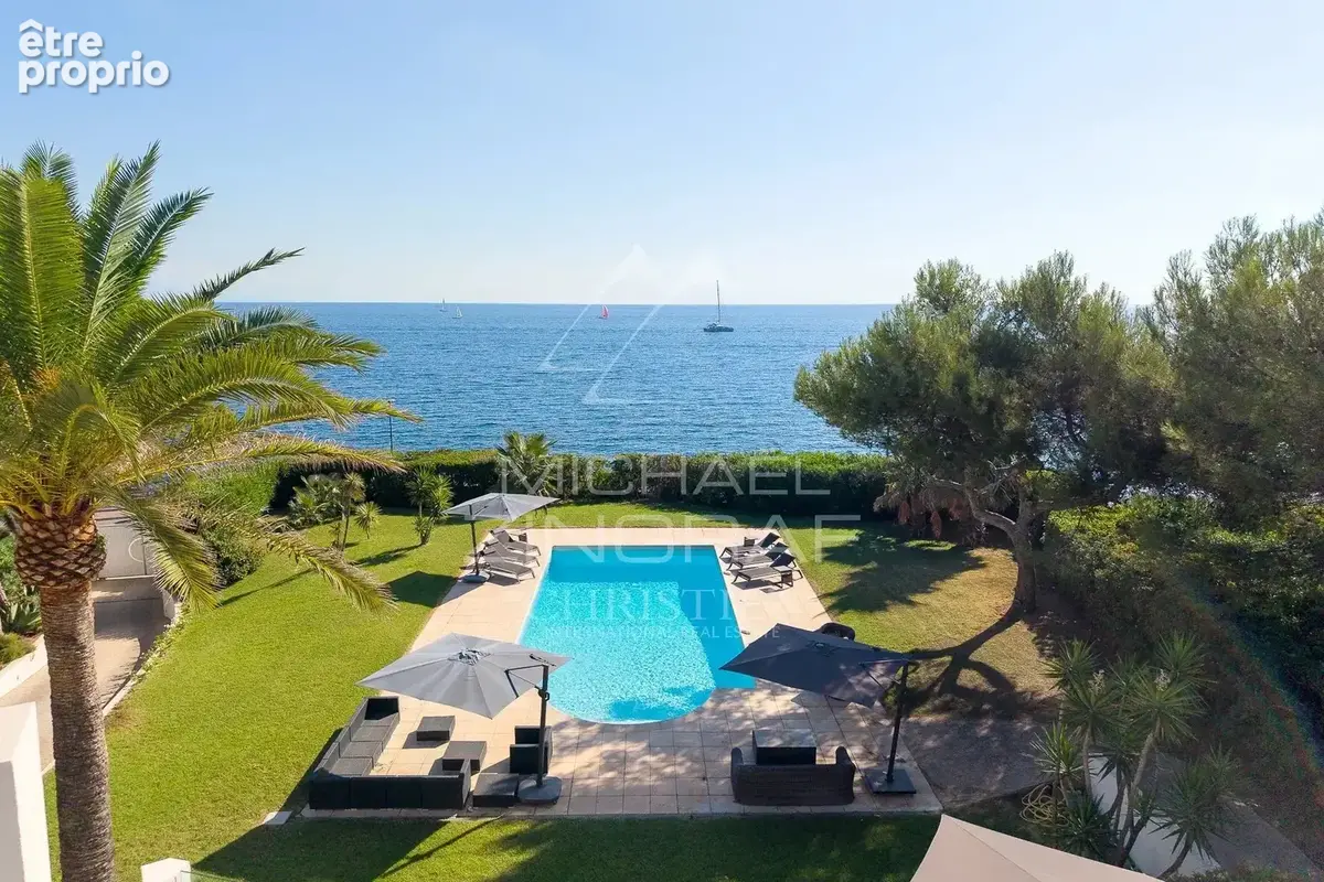 Cap d’Antibes – Villa d’exception avec vue panoramique mer et montagne - photo 3
