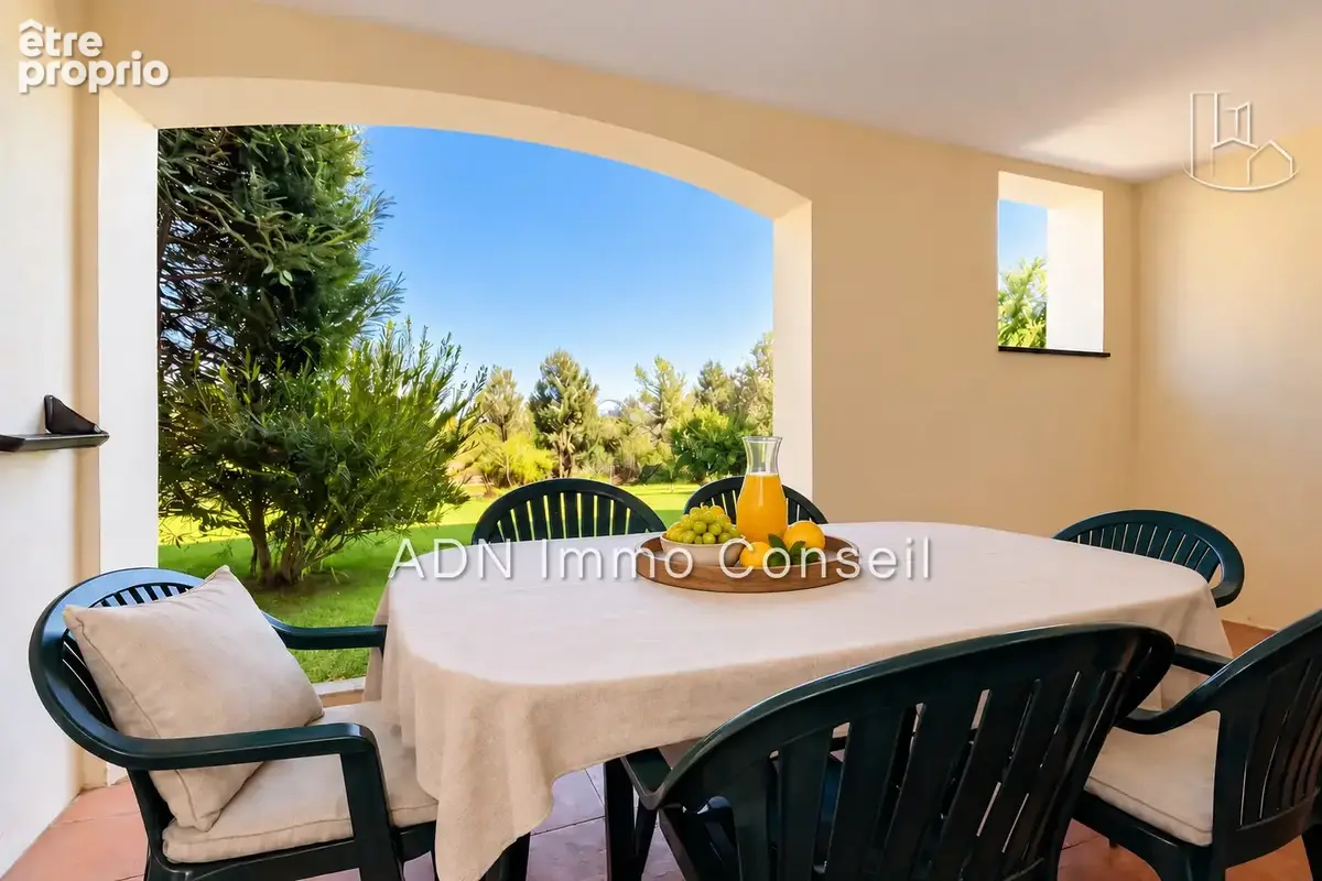 Appartement à MALLEMORT