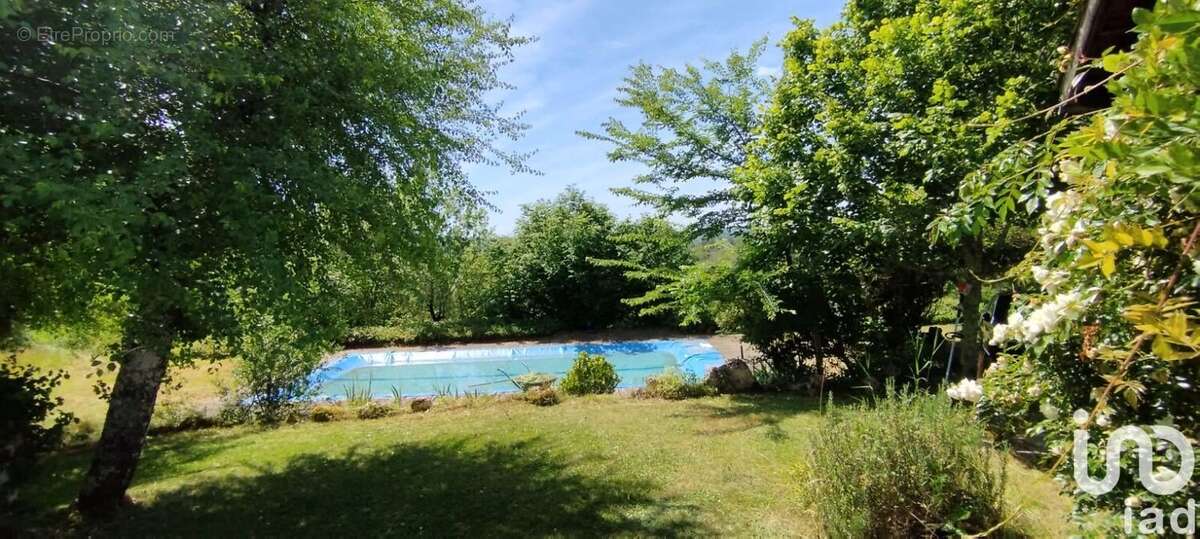 Photo 2 - Maison à SAINT-POMPONT