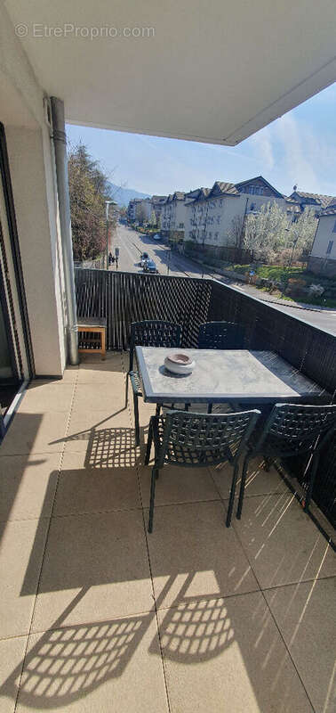 Appartement à VILLE-LA-GRAND