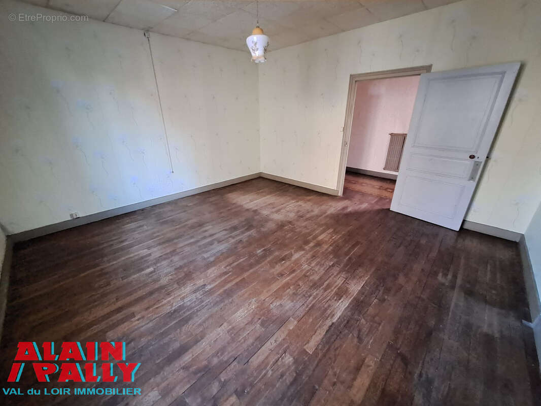 Maison à CHATEAUDUN