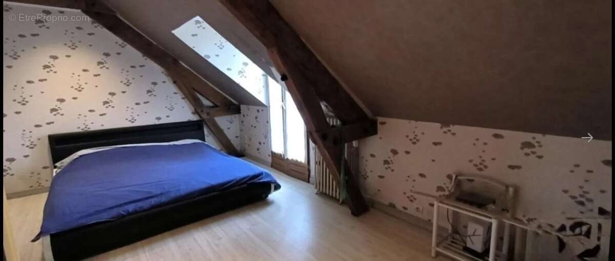 Maison à BRIENON-SUR-ARMANCON