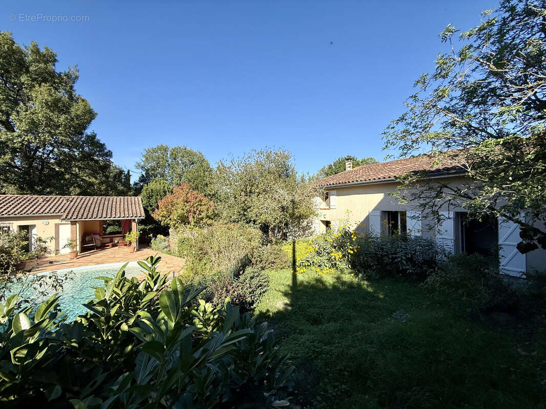 Maison à MONDONVILLE