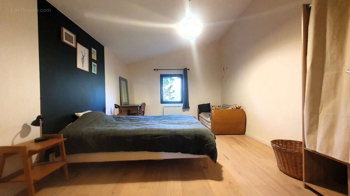 Maison à LA SALVETAT-PEYRALES