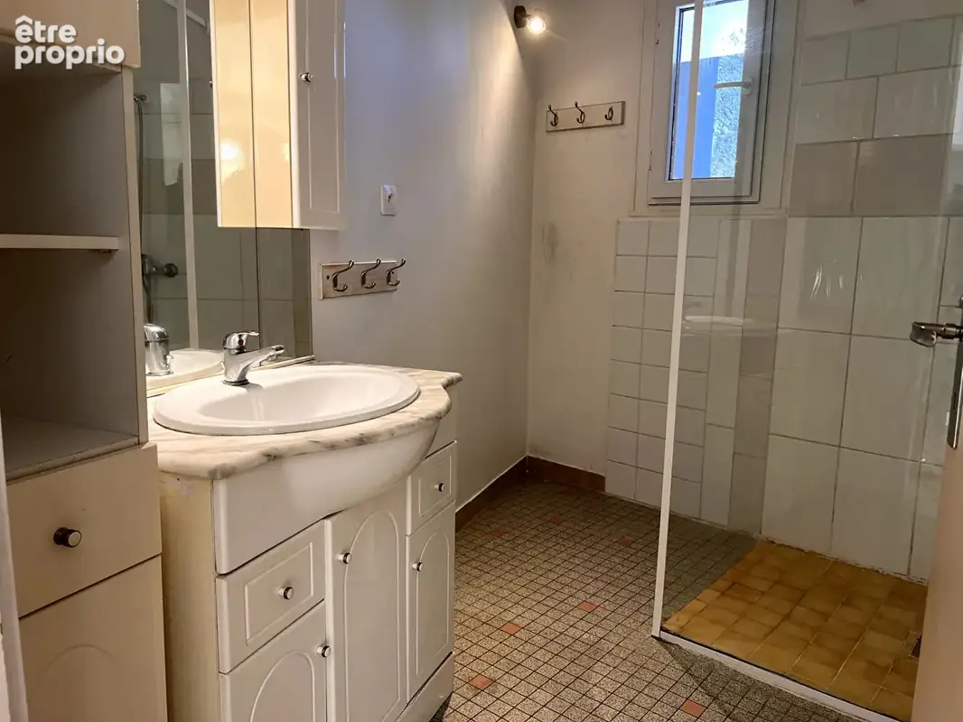Maison de village au coeur de Gensac - photo 7