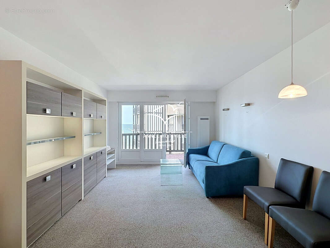 Appartement à BLONVILLE-SUR-MER