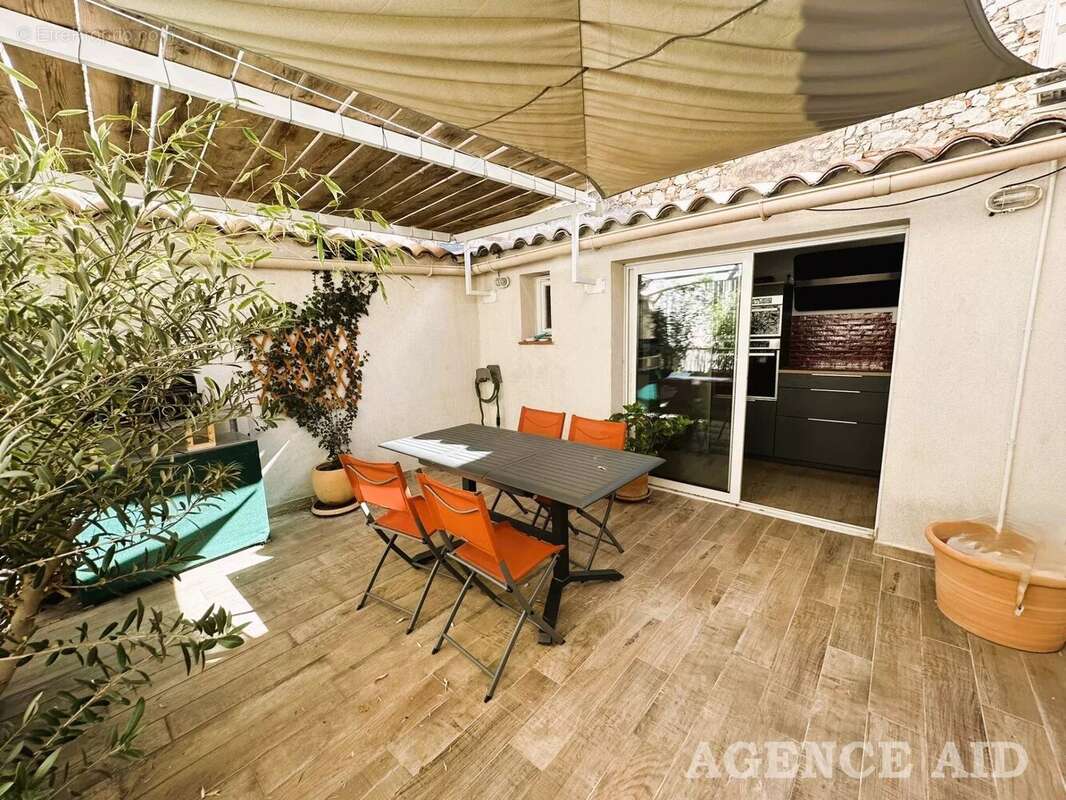 Appartement à CUGES-LES-PINS