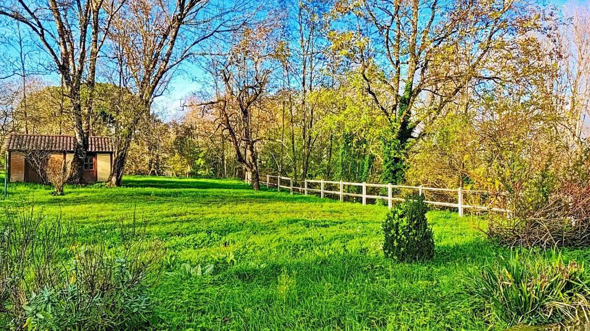 Maison à SAINT-LAURENT-DES-HOMMES