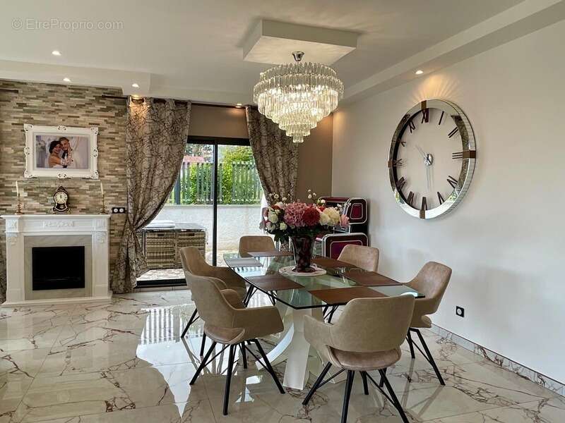 Maison à SAINT-JEAN-DE-GONVILLE