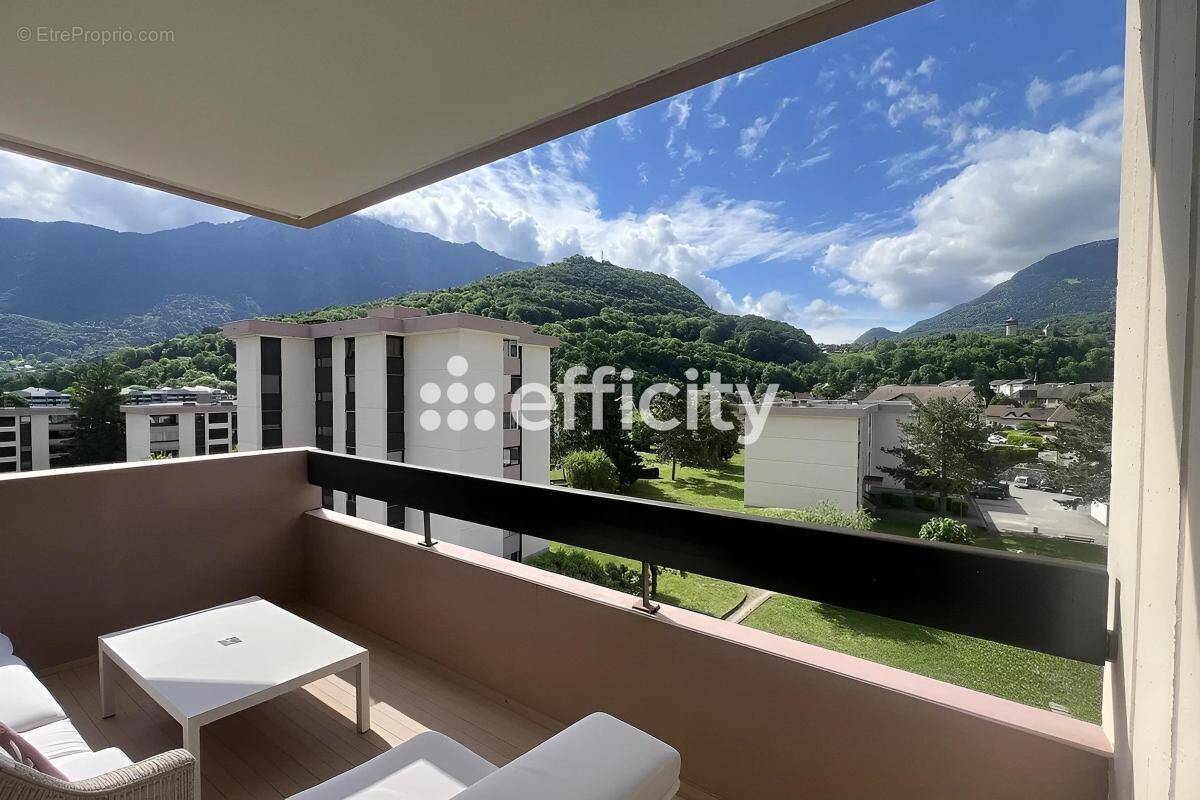 Appartement à FAVERGES